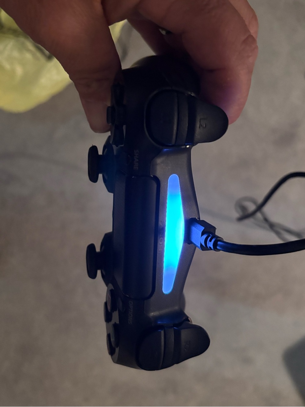 PS4 Dual Shock Controller. Black